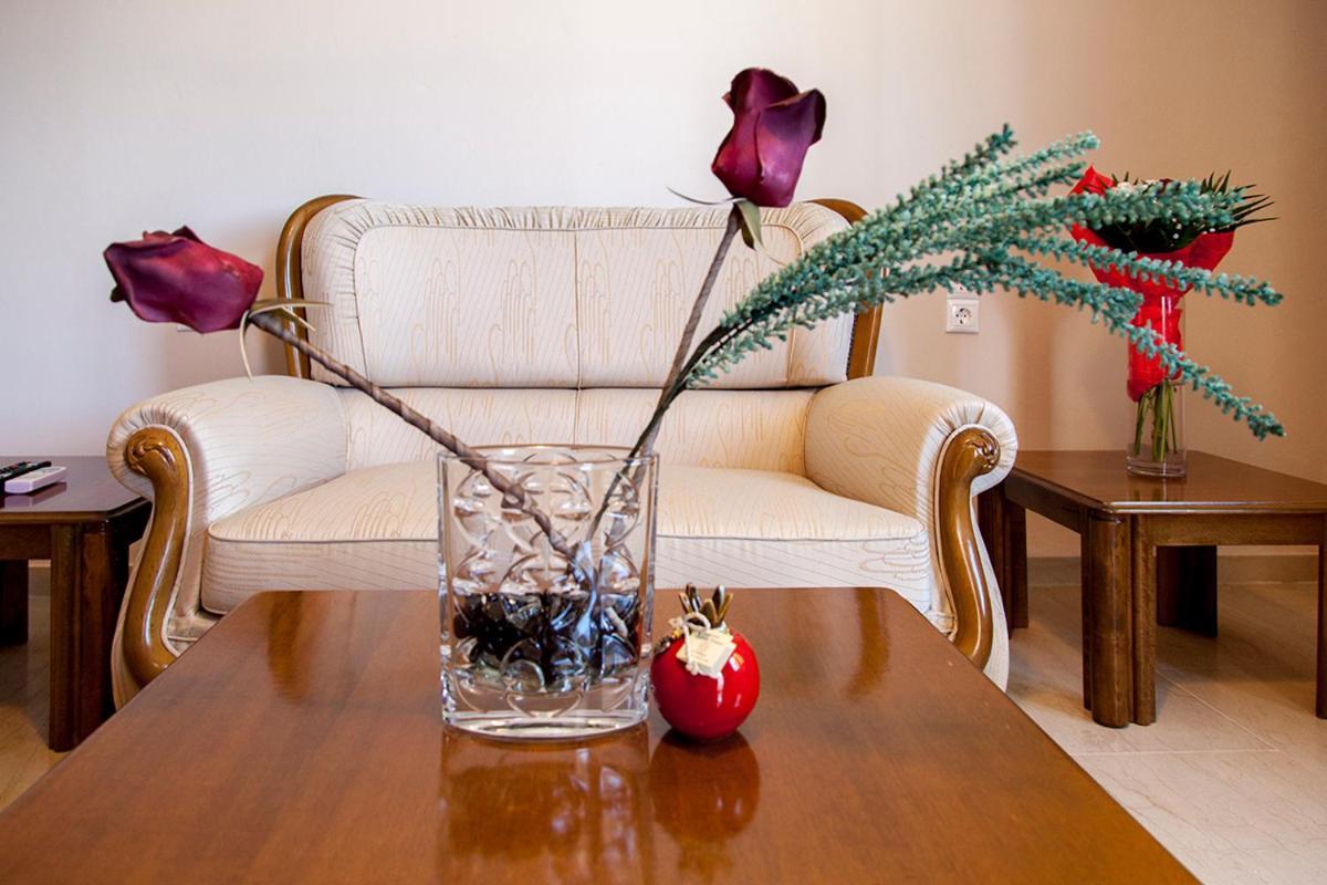 Kalligoni Magician'S Apartments מראה חיצוני תמונה